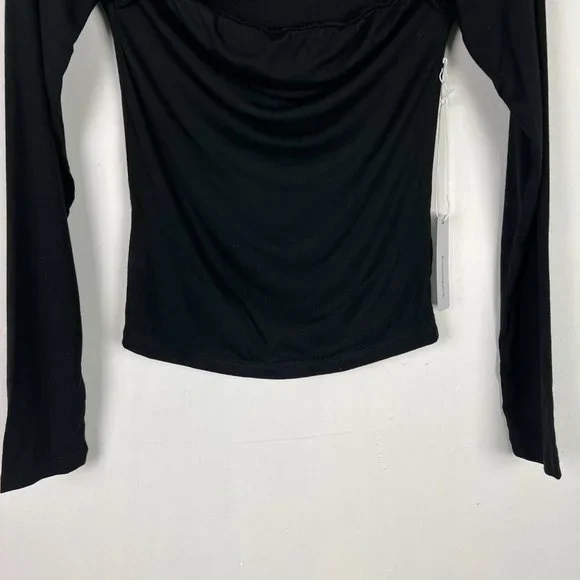 NWT Six/Fifty Black Off The Shoulder with Front Cut Out Shirt Size Medium M NEW - Picture 5 of 13